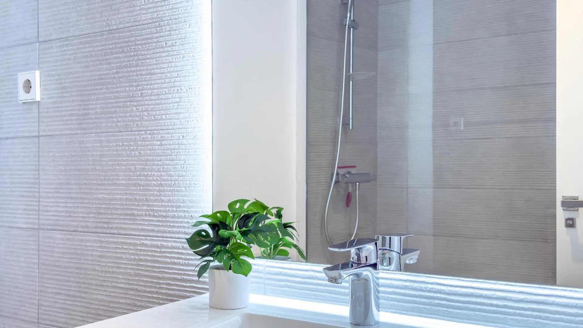 Hanami South Bay Sb5 Estepona Apartment