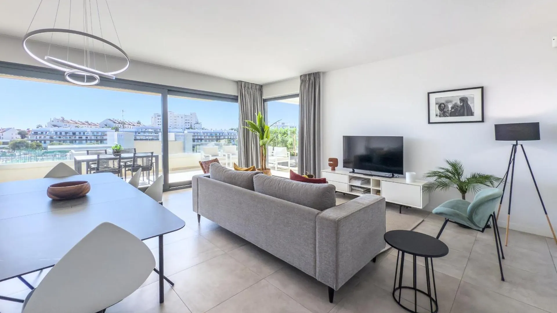 Hanami South Bay Sb5 Estepona Apartment